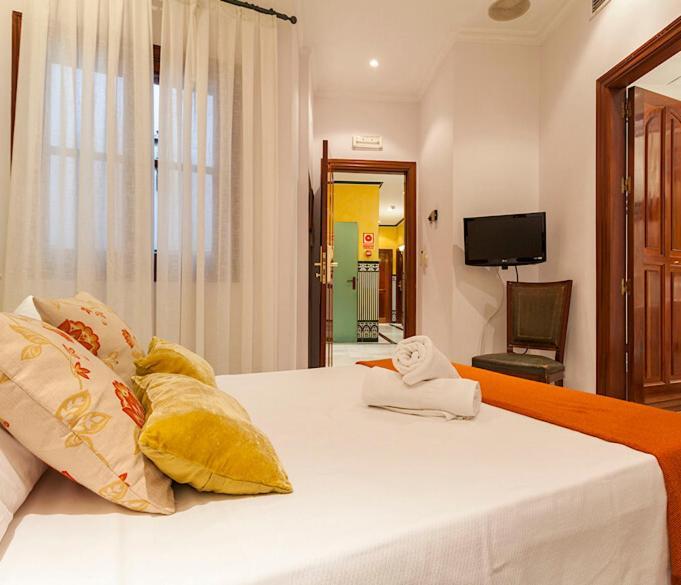 Hotel Baco Seville Ngoại thất bức ảnh