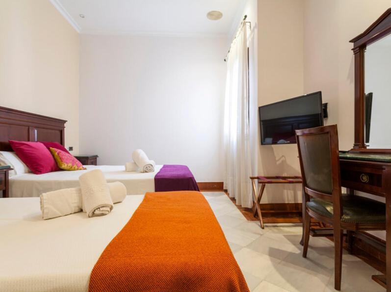 Hotel Baco Seville Ngoại thất bức ảnh