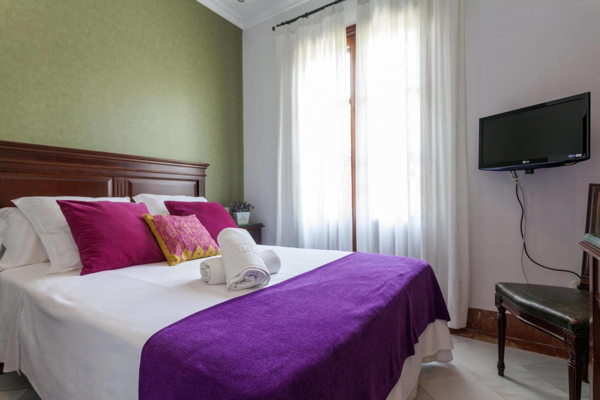 Hotel Baco Seville Ngoại thất bức ảnh